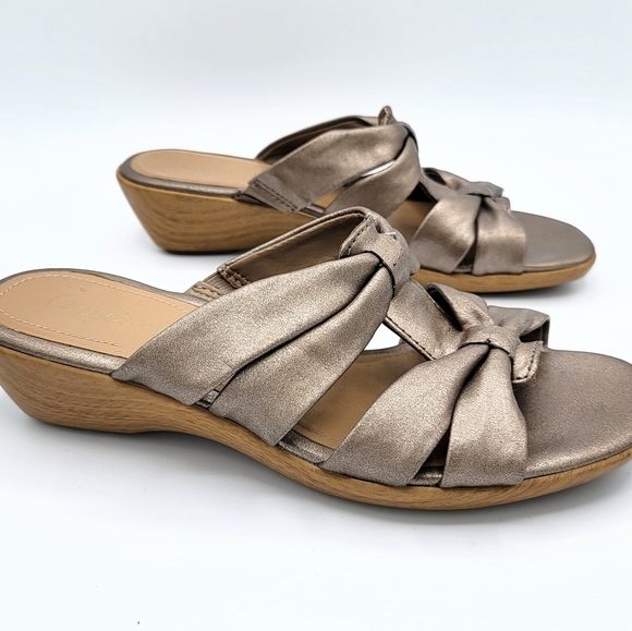Eurostep Sheridan Metallic Low Wedge Leather Sandals Size 7 - Picture 12 of 14